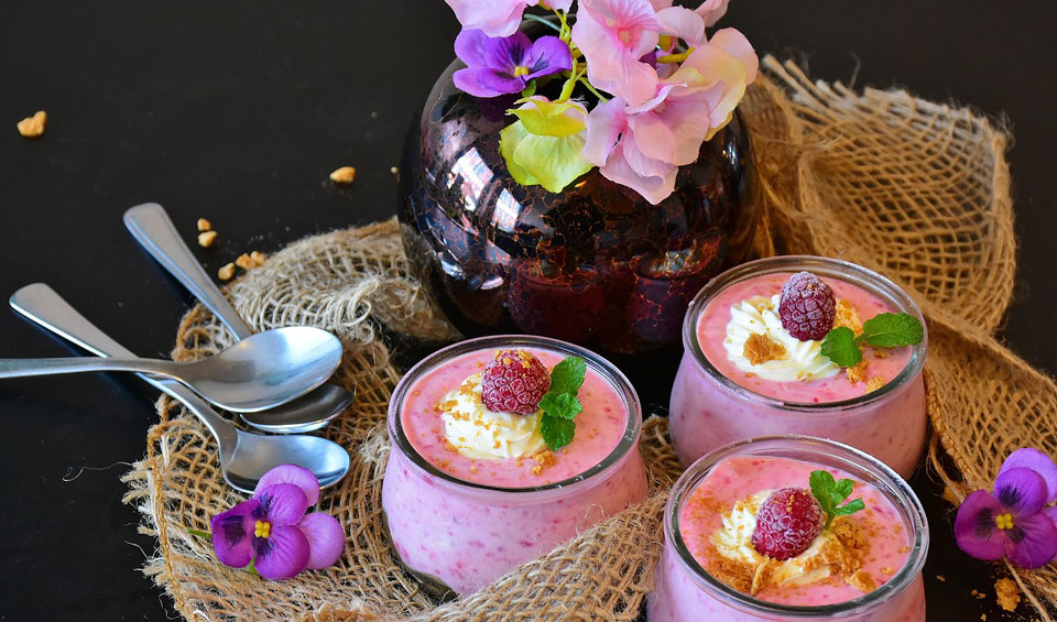 Postre con frambuesas
